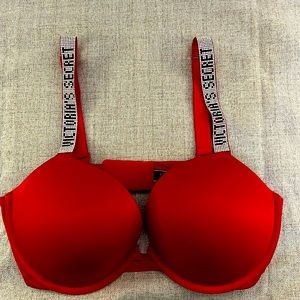 Victoria’s Secret Valentines Day Red 36D Push-up bra